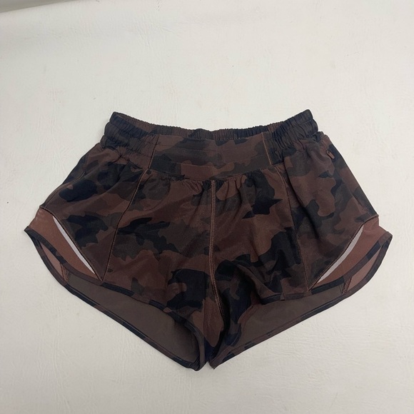Lululemon athletica womens shorts brown camo size 4 - Picture 2 of 6